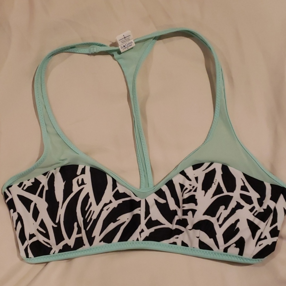 Lululemon Salty Swim Bikini Top